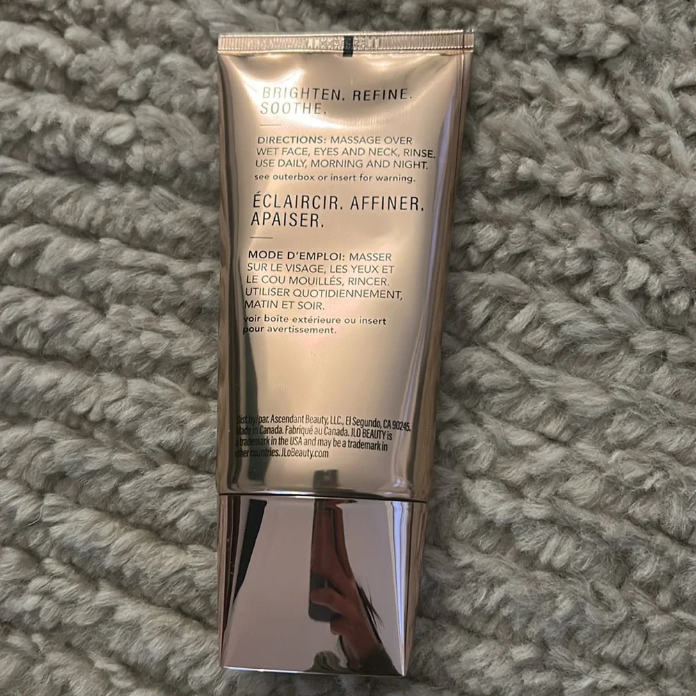 NWT JLO Beauty GEL CREAM CLEANSER
THAT HIT SINGLE® - Picture 3 of 4